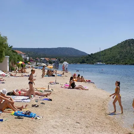 Seaside Luxury With A Swimming Pool Zatoglav, - 11685 רוגוזניצה