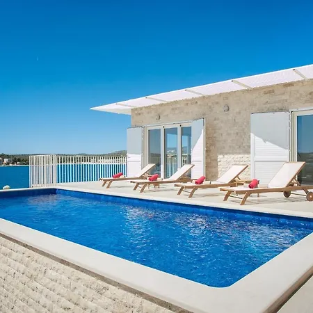 Seaside Luxury With A Swimming Pool Zatoglav, Rogoznica - 11685