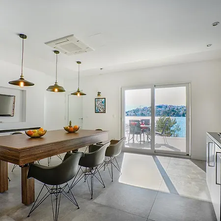 Seaside Luxury With A Swimming Pool Zatoglav, - 11685