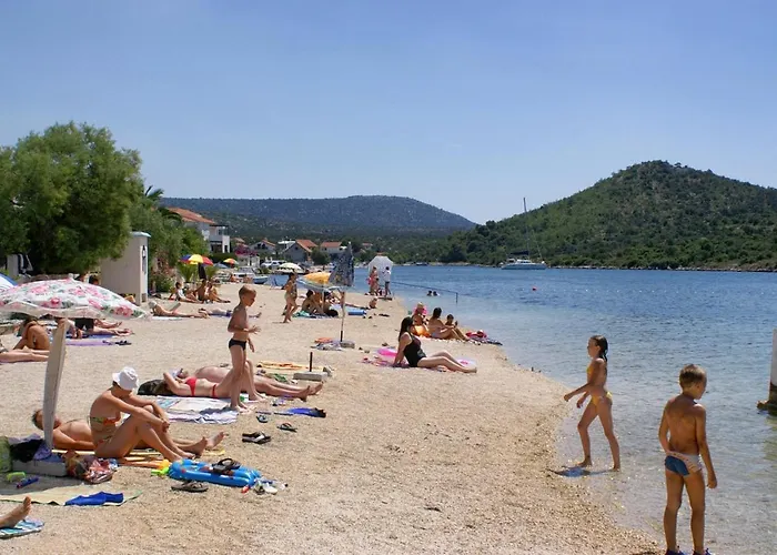 Seaside Luxury With A Swimming Pool Zatoglav, - 11685 Rogoznica (Sibenik-Knin)