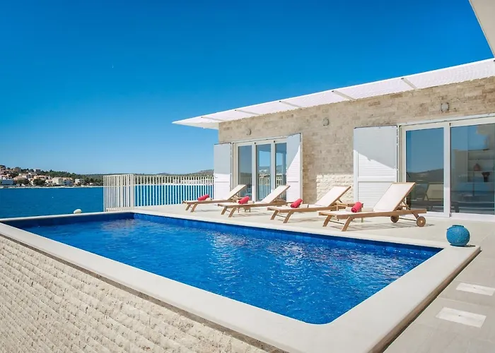 Seaside Luxury With A Swimming Pool Zatoglav, - 11685